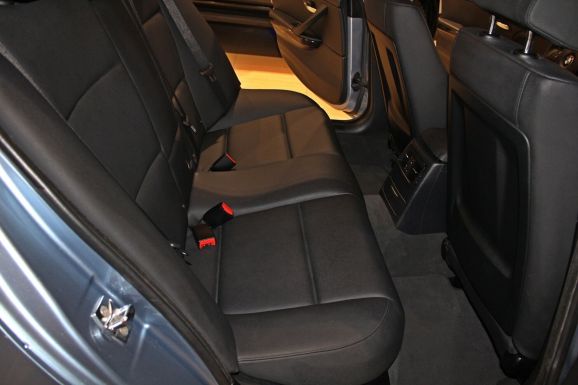 BMW 3 серии, 2.0 л, АТ, 2010 фото 2