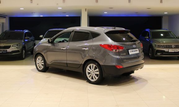 Hyundai ix35, 2.0 л, АТ, 2011 фото 4