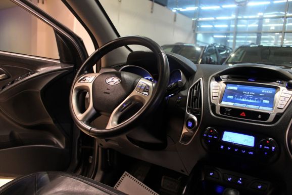 Hyundai ix35, 2.0 л, АТ, 2011 фото 7