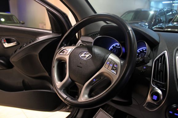 Hyundai ix35, 2.0 л, АТ, 2011 фото 9