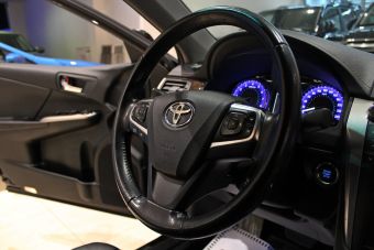 Toyota Camry, 2.5 л, АКПП, 2016 фото 9