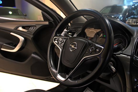 Opel Insignia, 1.6 л, АТ, 2013 фото 2