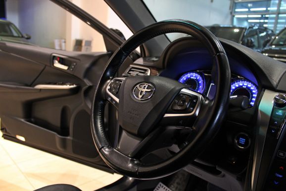 Toyota Camry, 3.5 л, АТ, 2016 фото 10