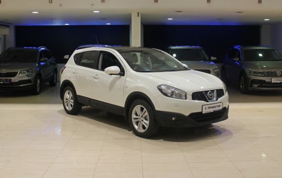 Nissan Qashqai, 2.0 л, Вариатор, 2013 фото 5