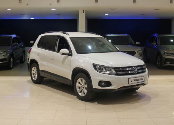 Volkswagen Tiguan, 2.0 л, АТ, 2015 фото 3