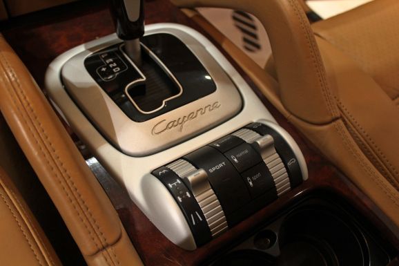 Porsche Cayenne, 4.8 л, АТ, 2007 фото 9