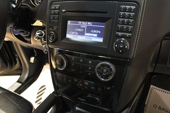 Mercedes-Benz M-Класс, 3.5 л, АТ, 2010 фото 7