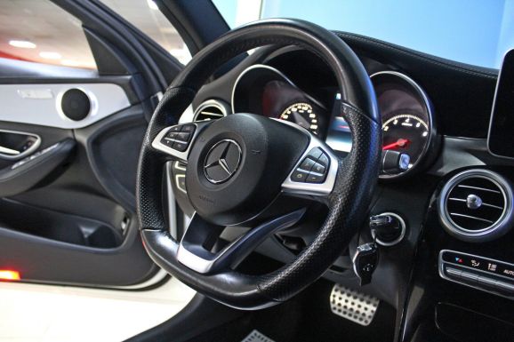 Mercedes-Benz C-Класс, 2.0 л, АТ, 2017 фото 2