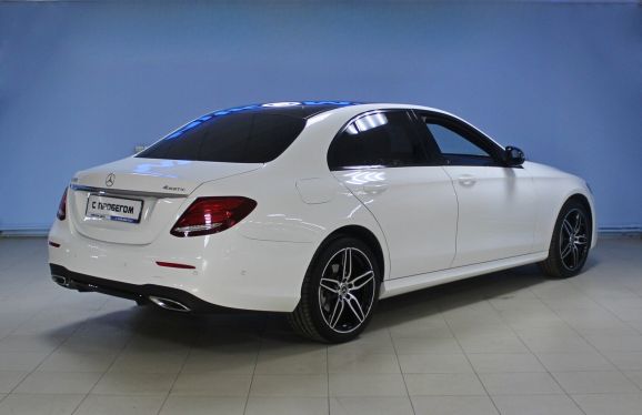 Mercedes-Benz E-Класс, 2.0 л, АТ, 2019 фото 5