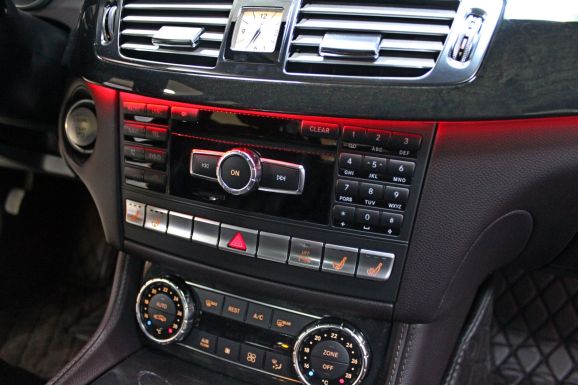 Mercedes-Benz CLS, 3.5 л, АТ, 2013 фото 2