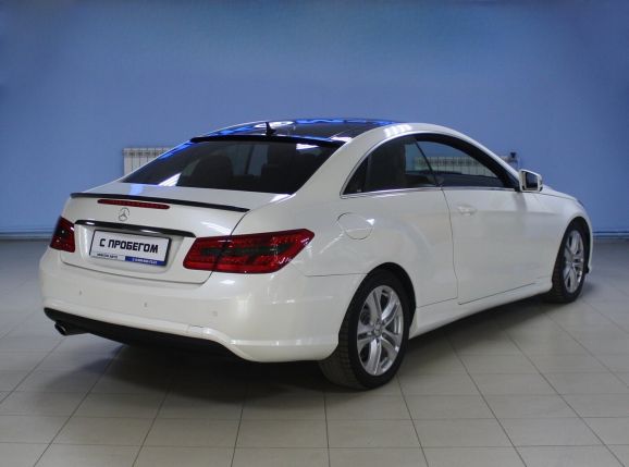 Mercedes-Benz E-Класс, 1.8 л, АТ, 2010 фото 4