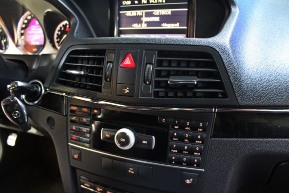 Mercedes-Benz E-Класс, 1.8 л, АТ, 2010 фото 11