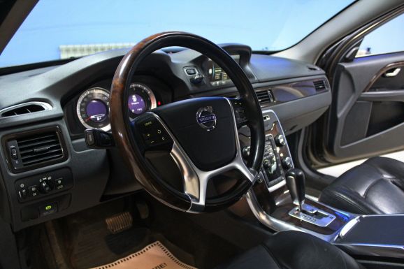 Volvo XC70, 2.4 л, АТ, 2012 фото 7