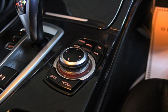 BMW 5 серии, 2.0 л, АТ, 2012 фото 9