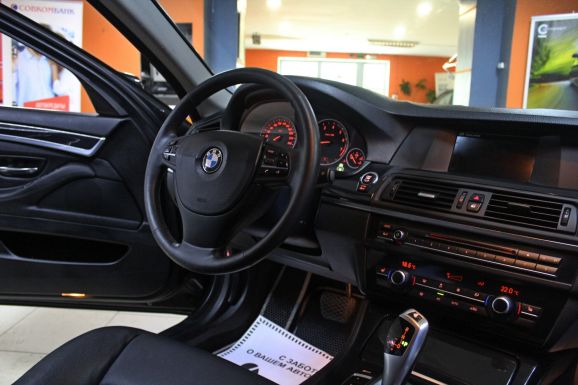 BMW 5 серии, 2.0 л, АТ, 2012 фото 2