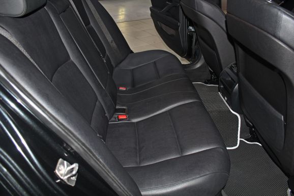 BMW 5 серии, 2.0 л, АТ, 2012 фото 1