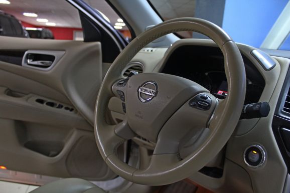 Nissan Pathfinder, 3.5 л, Вариатор, 2015 фото 11