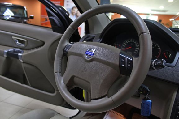 Volvo XC90, 2.5 л, АТ, 2011 фото 2