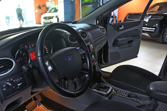 Ford Focus, 1.6 л, АТ, 2011 фото 7