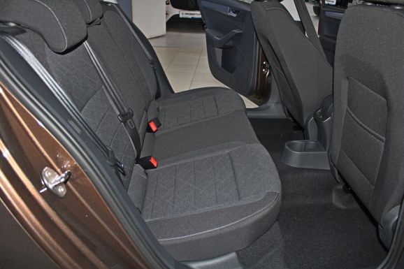 Volkswagen Polo, 1.6 л, АТ, 2021 фото 2