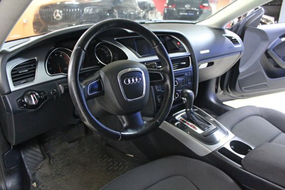 Audi A5, 1.8 л, Вариатор, 2010 фото 7