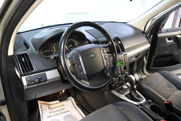 Land Rover Freelander, 3.2 л, АТ, 2010 фото 7