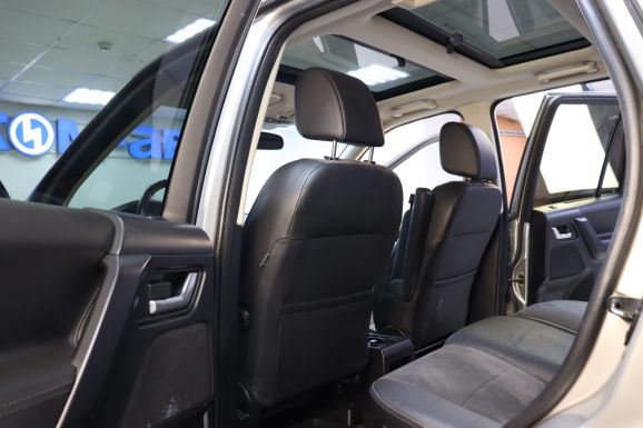 Land Rover Freelander, 3.2 л, АТ, 2010 фото 8