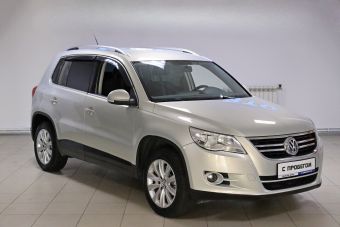 Volkswagen Tiguan, 2.0 л, АКПП, 2010 фото 5