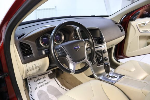 Volvo XC60, 2.4 л, АТ, 2011 фото 9