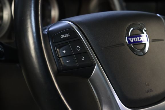 Volvo XC60, 2.4 л, АТ, 2011 фото 11