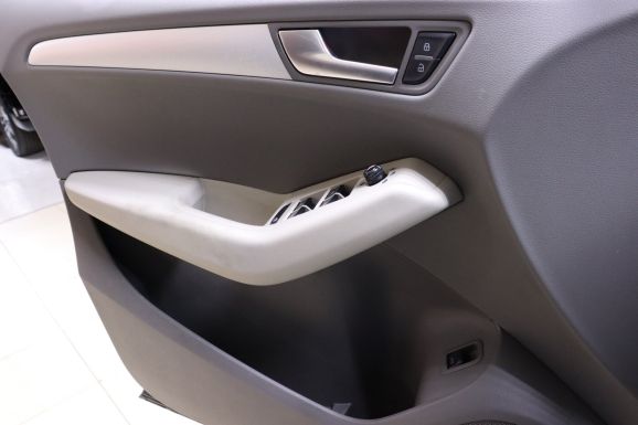 Audi Q5, 3.0 л, Робот, 2012 фото 8