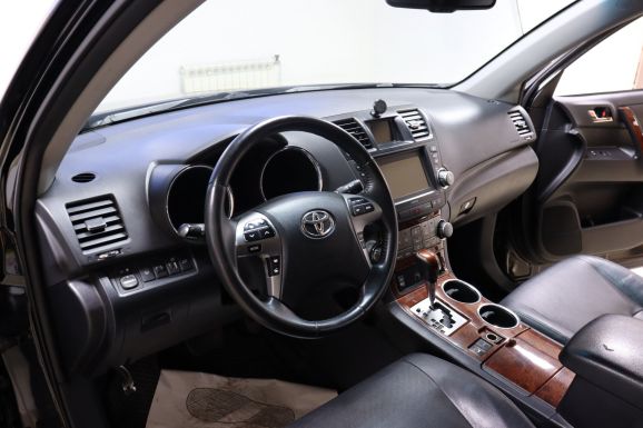 Toyota Highlander, 3.5 л, АТ, 2013 фото 9