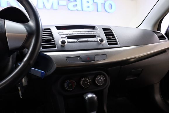 Mitsubishi Lancer, 1.6 л, АТ, 2012 фото 8