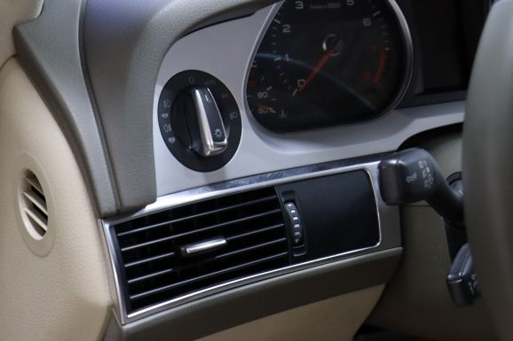 Audi A6, 2.8 л, АТ, 2011 фото 10