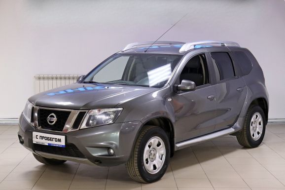 Nissan Terrano, 2.0 л, АТ, 2017 фото 3