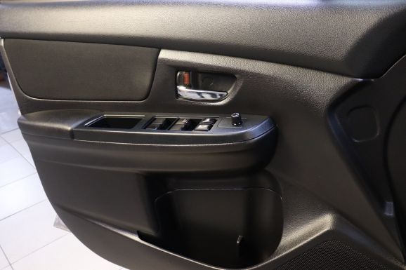 Subaru XV, 2.0 л, Вариатор, 2013 фото 8