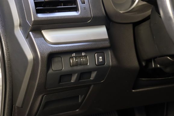 Subaru XV, 2.0 л, Вариатор, 2013 фото 9