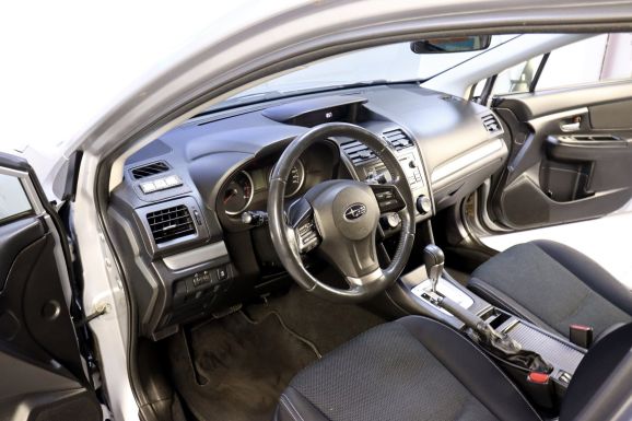 Subaru XV, 2.0 л, Вариатор, 2013 фото 10