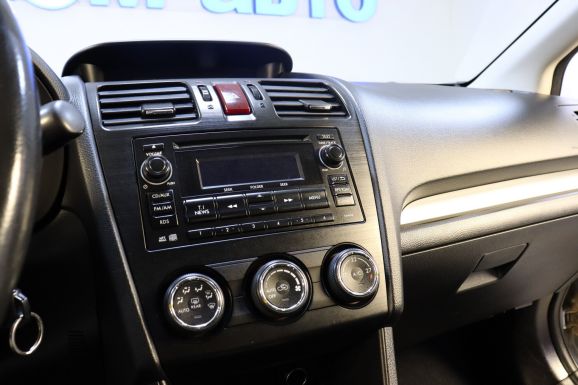 Subaru XV, 2.0 л, Вариатор, 2013 фото 12