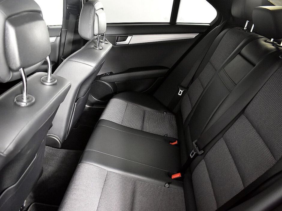 Mercedes-Benz C-Класс, 1.8 л, АТ, 2011 фото 1