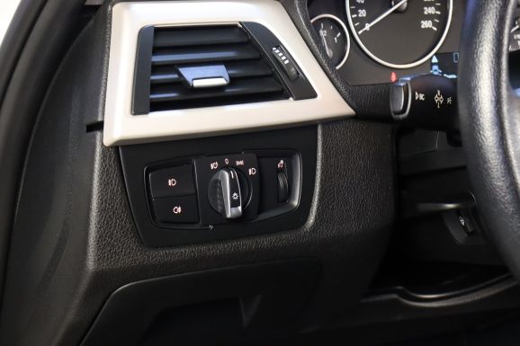 BMW 3 серии, 1.6 л, АТ, 2014 фото 10