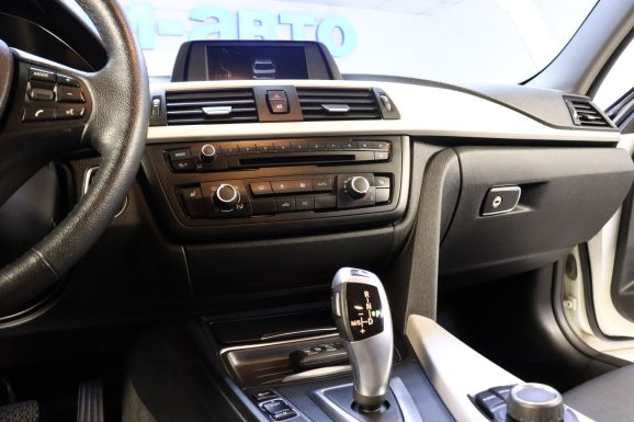 BMW 3 серии, 1.6 л, АТ, 2014 фото 11
