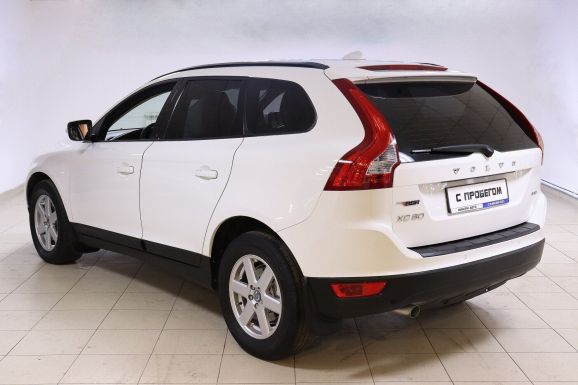 Volvo XC60, 2.4 л, АТ, 2012 фото 6