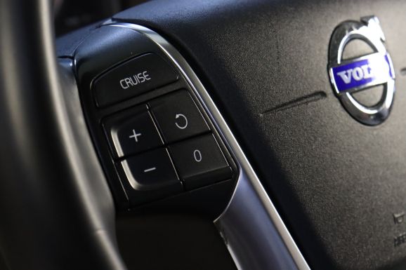 Volvo XC60, 2.4 л, АТ, 2012 фото 11