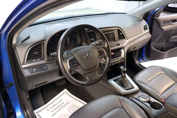 Hyundai Elantra, 2.0 л, АТ, 2019 фото 9