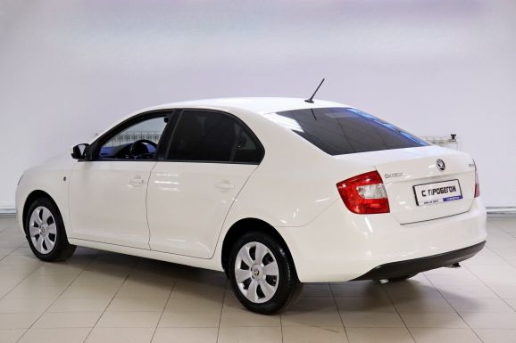 Skoda Rapid, 1.6 л, АТ, 2016 фото 6