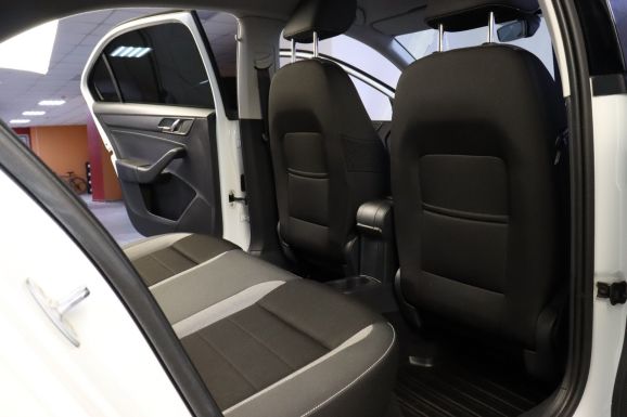 Skoda Rapid, 1.6 л, АТ, 2016 фото 1