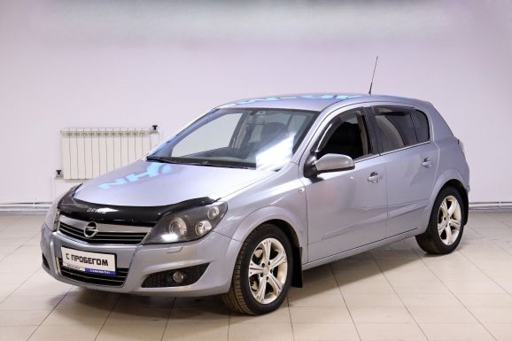Opel Astra, 1.8 л, МТ, 2010 фото 3