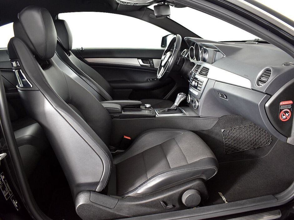 Mercedes-Benz C-Класс, 1.8 л, АТ, 2012 фото 2