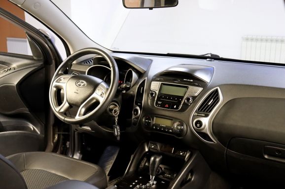 Hyundai ix35, 2.0 л, АТ, 2012 фото 7